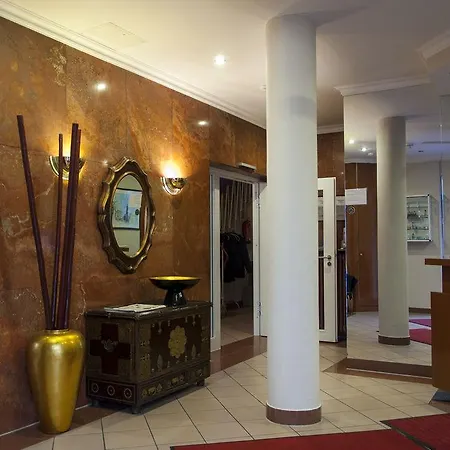 Hotel Am Dom Fráncfort del Meno